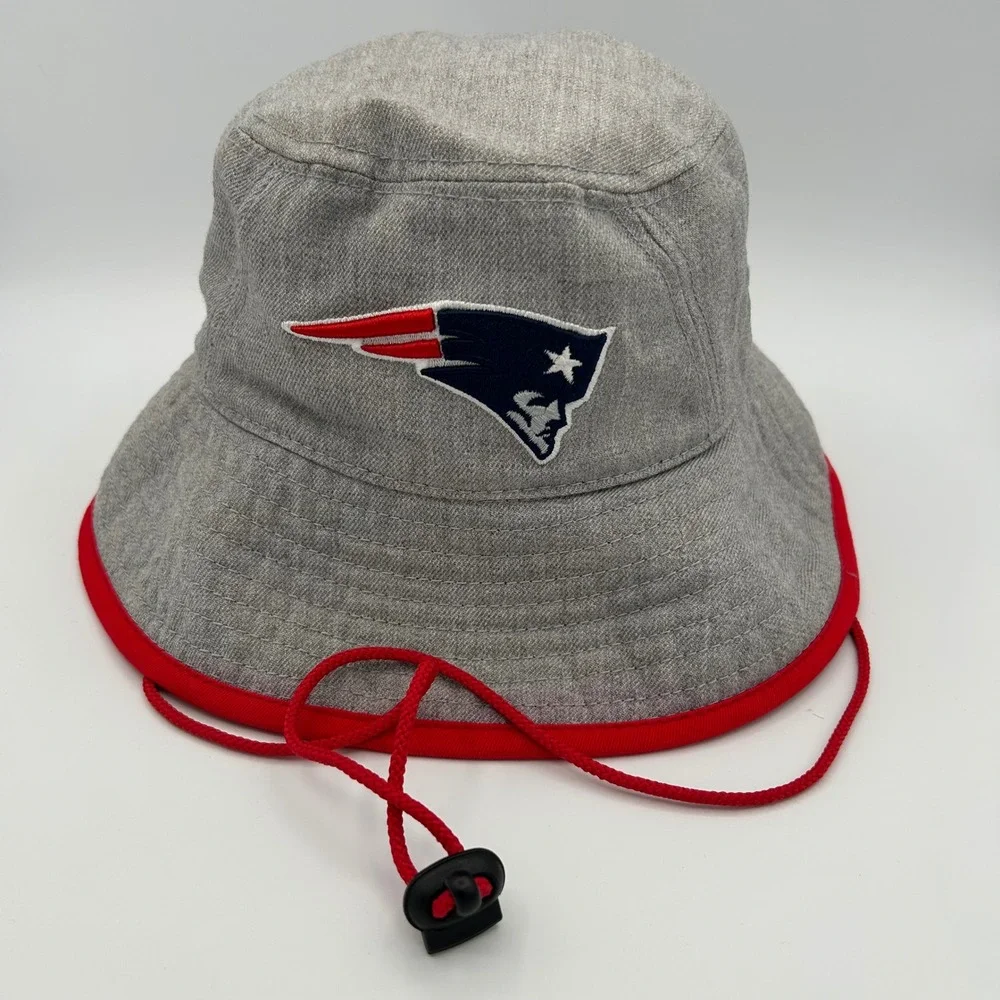 New England Patriots Bucket Hat New Era Mens XL Grey Red Sportswear Athleisure